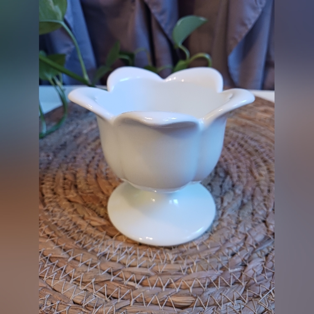 XCell White Lotus Ceramic Dessert Fruit Cup Planter Single Or Replacement Piece